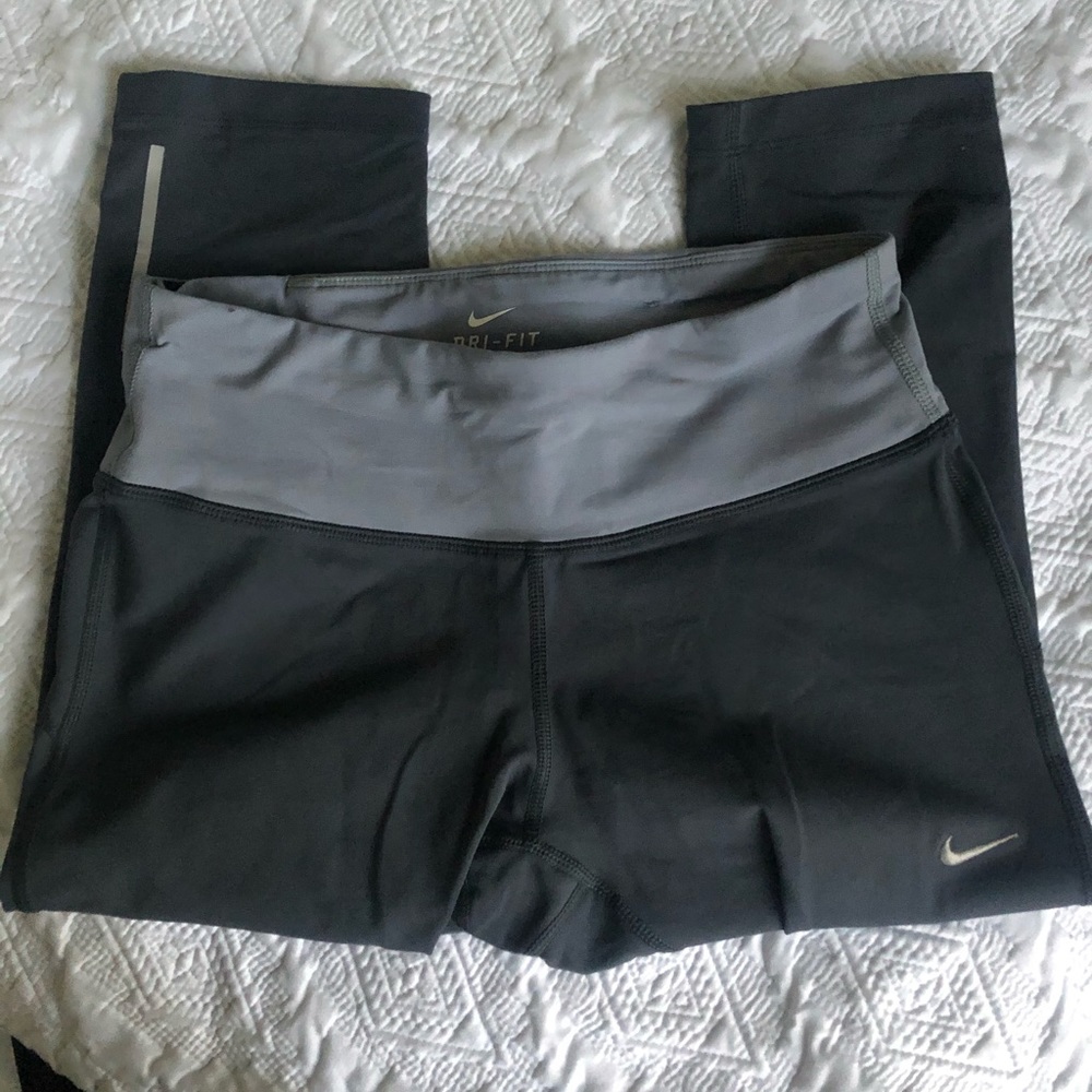 Nike dri-fit cropped leggings, gray